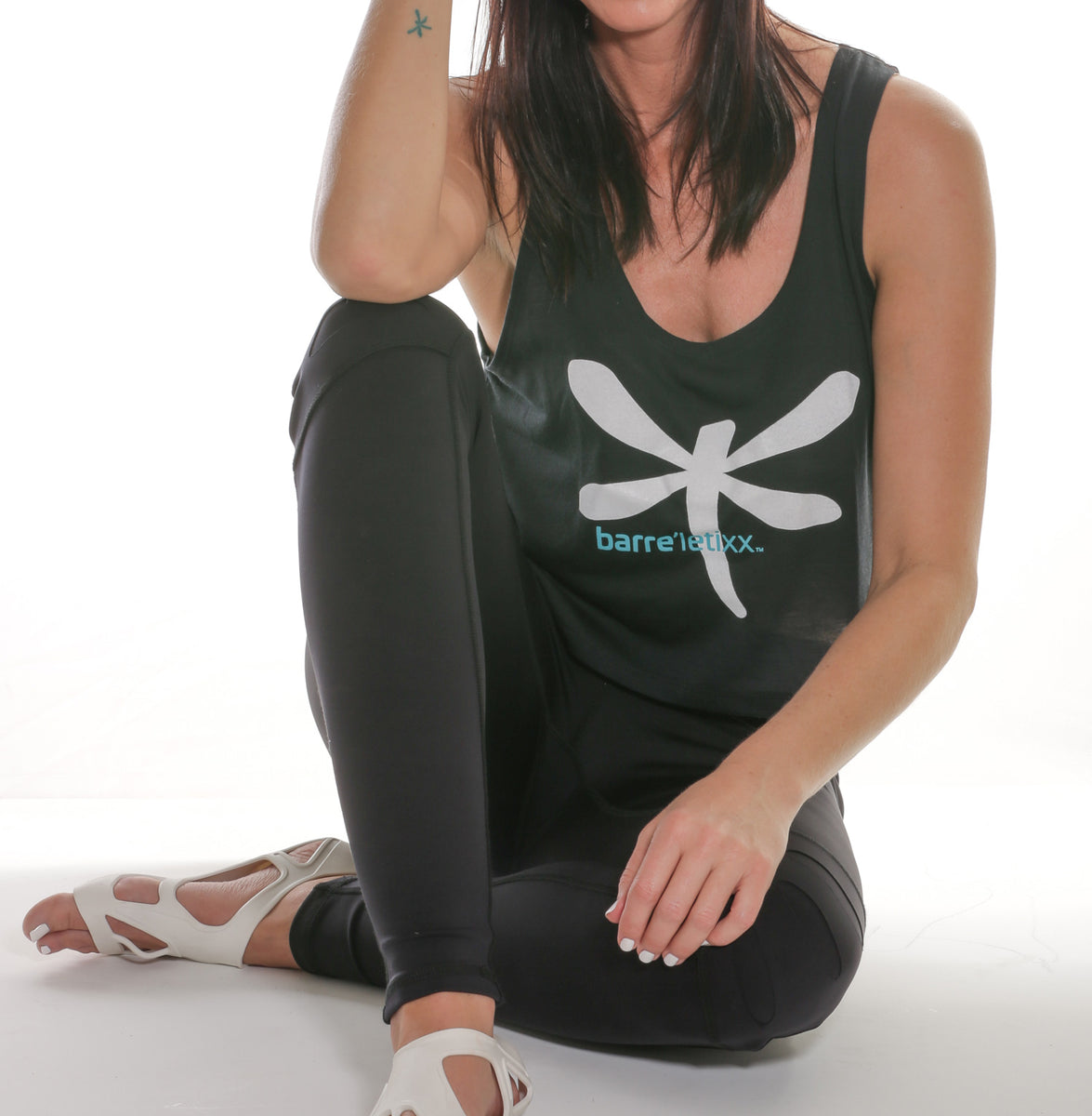 Yoga Lightweight Barreletics PERFORMANCE FABRIC V-Neck Yoga T-shirts