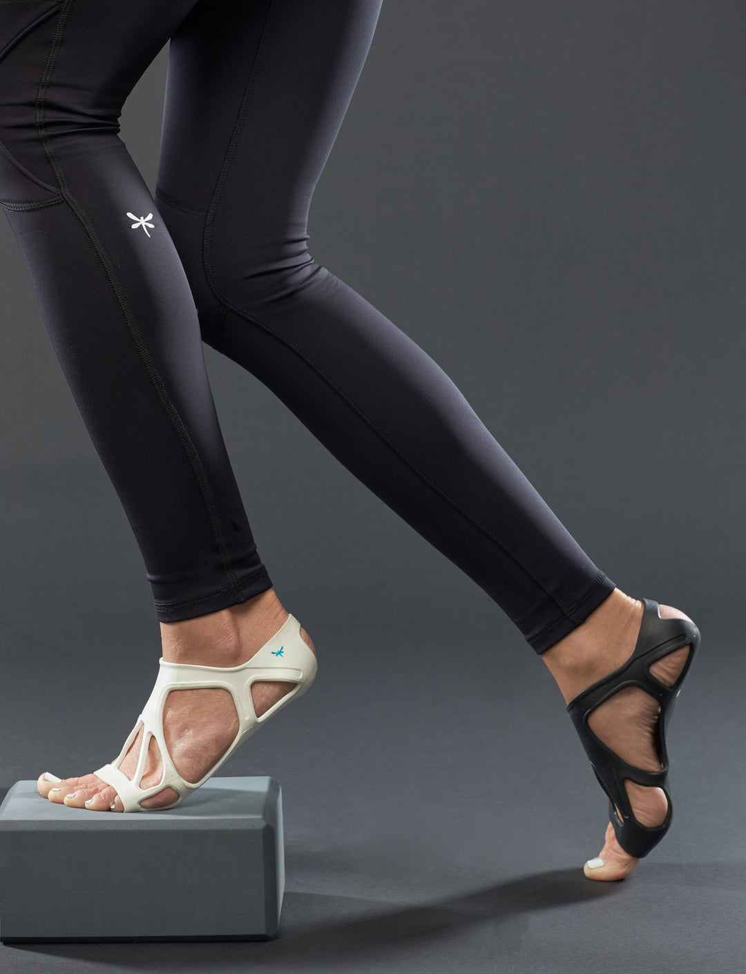 Black Lightly Padded Knee 4-Way Stretch Yoga Pants