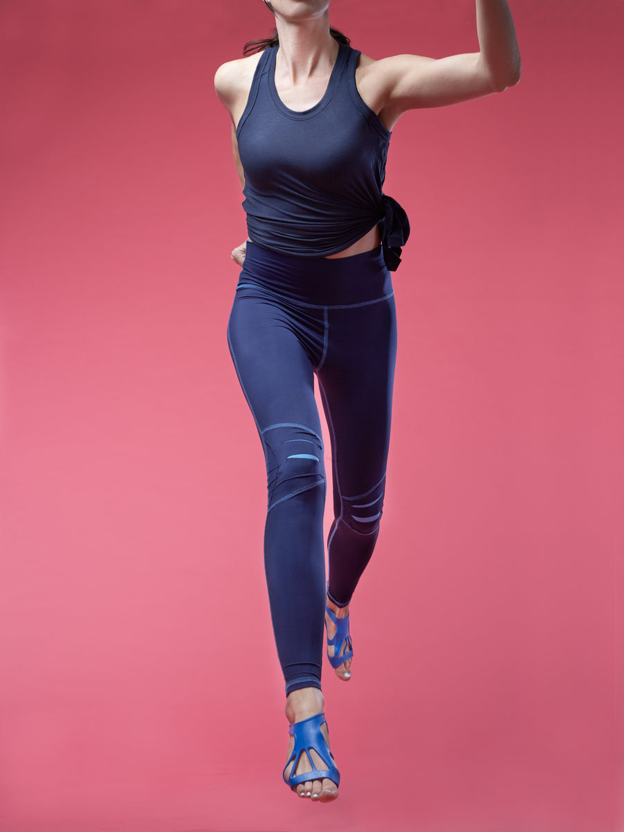 Barreletics Lightly Padded Knee Yoga Pants